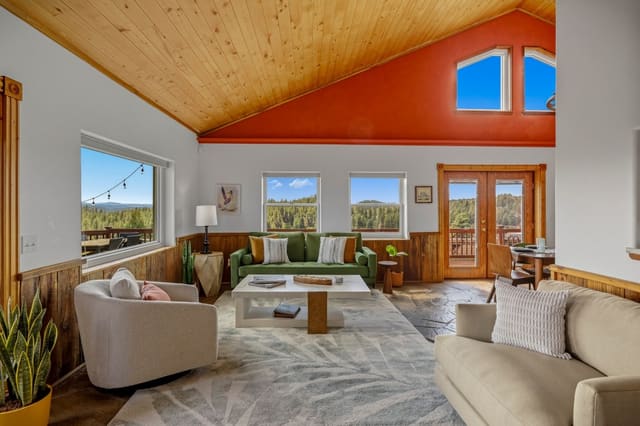 Skyview Point | Pagosa Mountain View 3BR