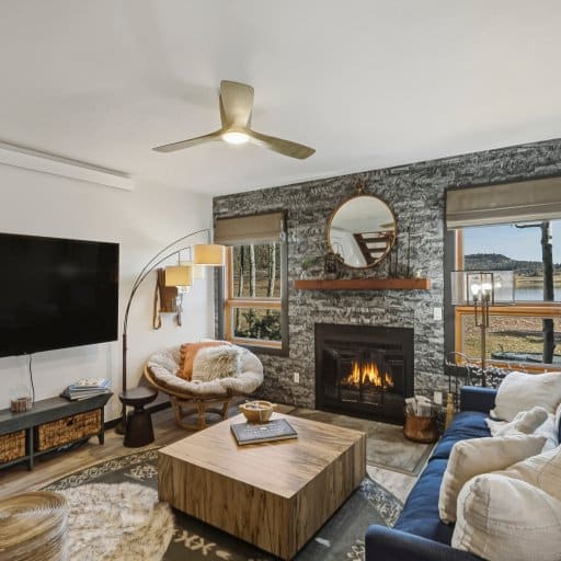River Lake Front Condo