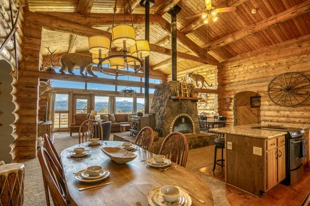 Winter Quarters Cabin | Pagosa Mountain View 3BR