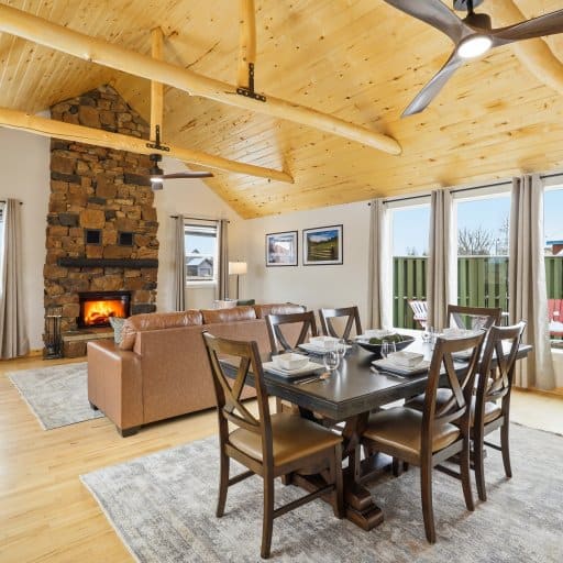 Mtn View|Hot tub|Pet-Friendly| Fenced Yard| A/C