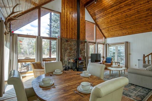 Rivers Edge Retreat | Pagosa Riverfront 3BR