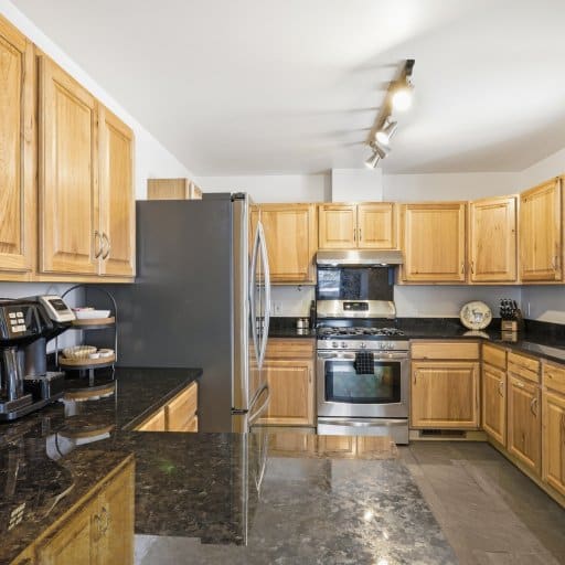 Mtn View|Hot tub|Pet-Friendly| Fenced Yard| A/C